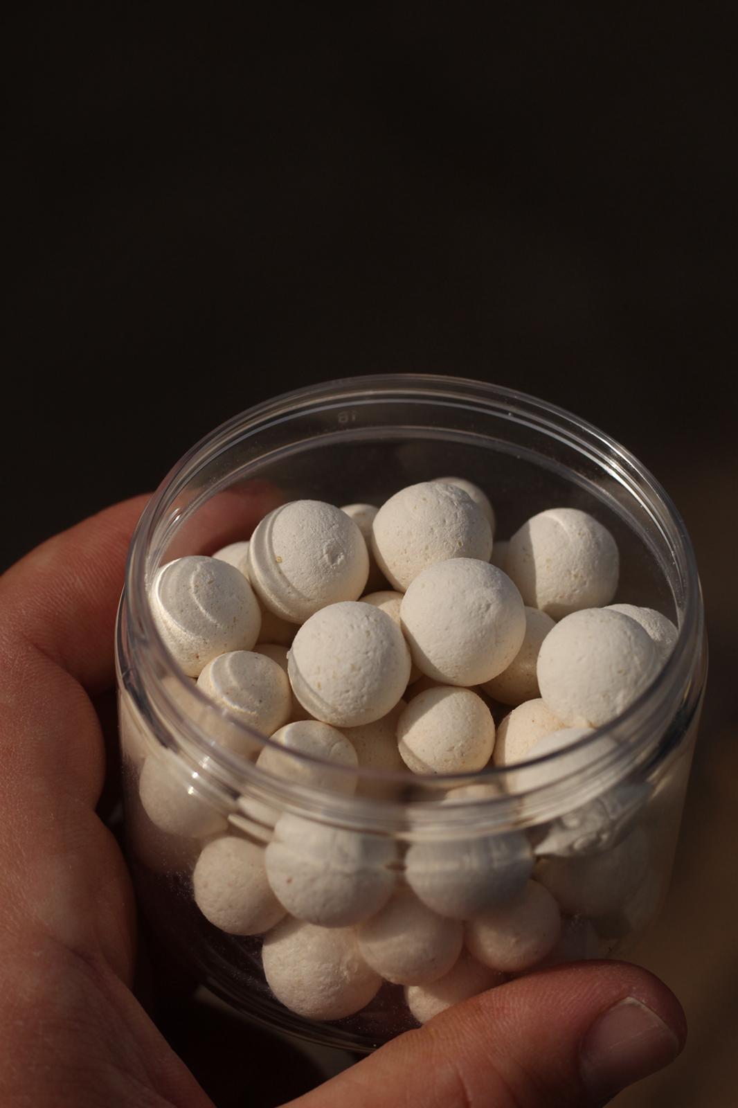 Cheese & Garlic - WHITE - POP UPS - 12mm & 15mm mixed pots. (LIMITED EDITIONS)