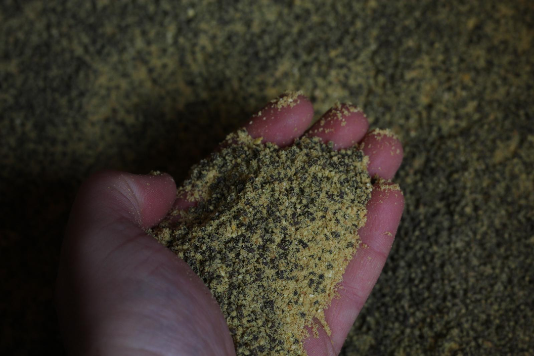 PELLET AND POWDERS